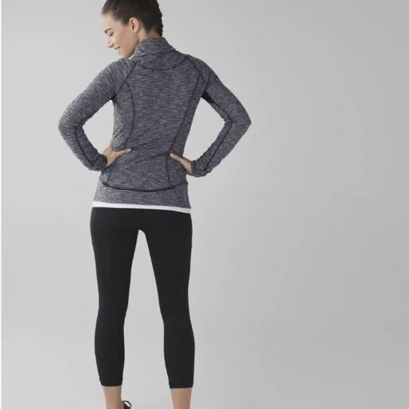 Lululemon" Think Fast Pullover - Picture 2 of 16